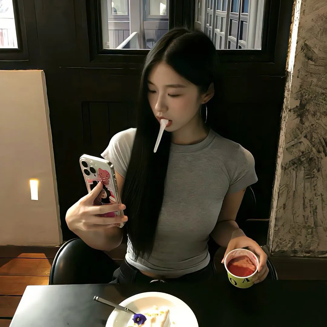 女猫