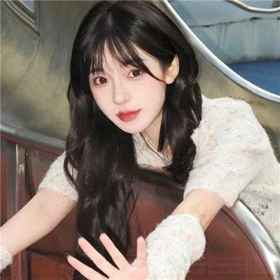 黄昏时分、牵着手
